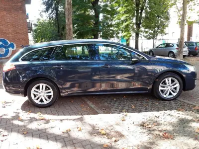 Begagnad Peugeot 508 SW 140 HK (102 kW) 2014 Blå Kombi