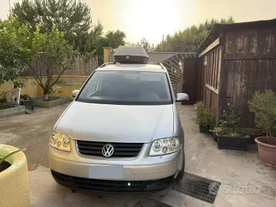 Usata VW Touran 105 CV (77 kW) 2004 Grigio Monovolume