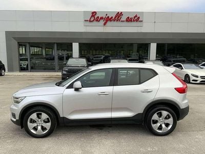Usata Volvo XC40 Momentum 190 CV (139 kW) 2018 Argento SUV