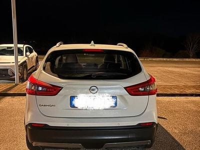 Usata Nissan Qashqai 115 CV (84 kW) 2017 Bianco SUV