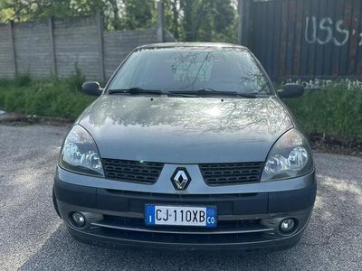 usata Renault Clio II 1.2 3 porte RT