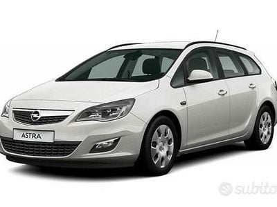 Usata Opel Astra 2013 Bianco Station wagon