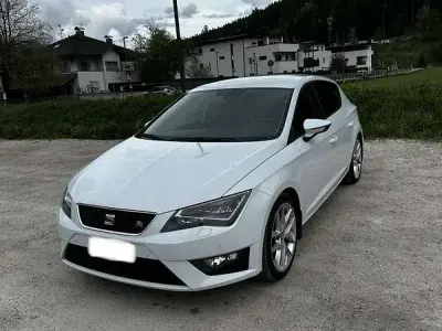 Usata Seat Leon FR 184 CV (135 kW) 2015 Bianco Utilitaria