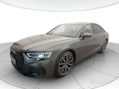 Usata Audi A8 Ambiente 340 CV (250 kW) 2024 Grigio Berlina