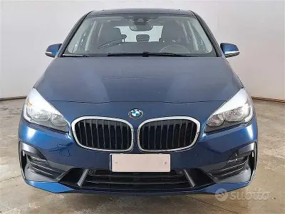 Usata BMW 218 Active Tourer Comfort Edition 150 CV (110 kW) 2019 Bluazzurro Monovolume