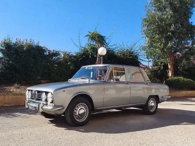 Usata Alfa Romeo 1750 1970 Grigio Berlina