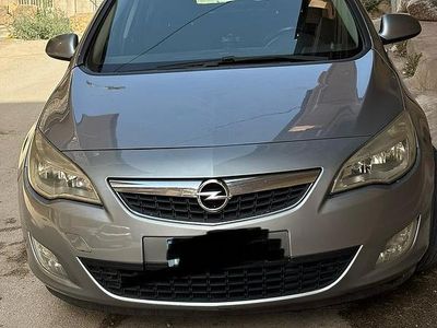 Usata Opel Astra 110 CV (80 kW) 2010 Grigio Berlina