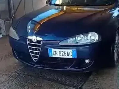 Occasion Alfa Romeo 147 Distinctive 140 PK (102 kW) 2004 Blauw Hatchback