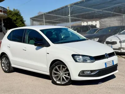 Begagnad VW Polo 75 HK (55 kW) 2015 Vit Sedan