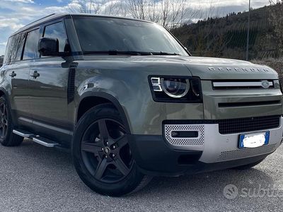 Usata Land Rover Defender SE 200 CV (147 kW) 2023 Verde SUV