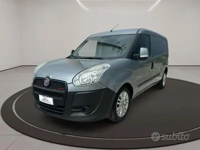 Usata Fiat Doblò 135 CV (99 kW) 2013 Grigio Monovolume