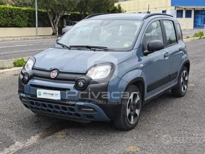 Usata Fiat Panda Cross Cross 70 CV (51 kW) 2021 Blu Utilitaria