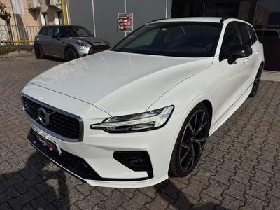 Usata Volvo V60 R-Design 150 CV (110 kW) 2020 Bianco Station wagon