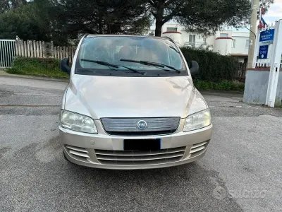 Usata Fiat Multipla Emotion 103 CV (75 kW) 2006 Giallo Monovolume