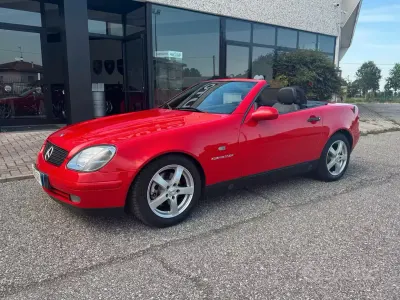 Usata Mercedes SLK230 193 CV (141 kW) 1998 Rosso Cabrio