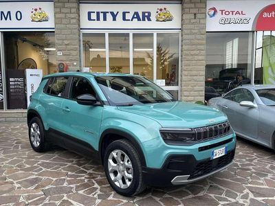 Usata Jeep Avenger Altitude 101 CV (74 kW) 2024 Lake metalizzato SUV