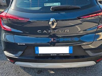 Usata Renault Captur Equilibre 100 CV (73 kW) 2023 Blu SUV