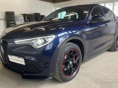 Usata Alfa Romeo Stelvio Executive 190 CV (139 kW) 2019 Blu SUV