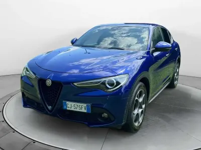 Usata Alfa Romeo Stelvio Sprint 190 CV (139 kW) 2022 Blu/azzurro SUV