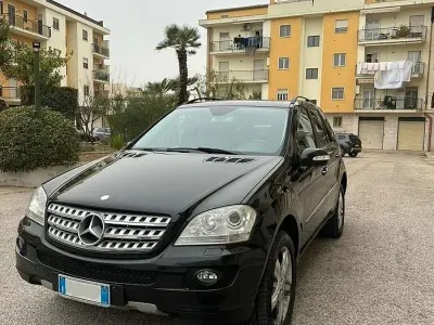 Usata Mercedes ML280 190 CV (139 kW) 2009 Nero SUV