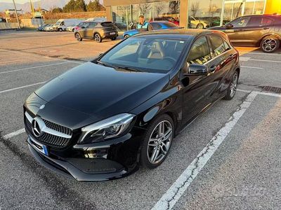 Usata Mercedes A180 Premium 109 CV (80 kW) 2015 Nero Berlina