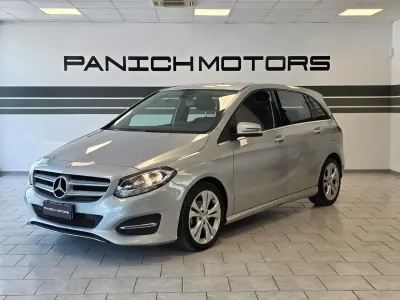 Usata Mercedes B180 109 CV (80 kW) 2015 Argento Utilitaria