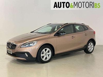 Usata Volvo V40 CC Business Edition 120 CV (88 kW) 2016 Bronzo Station wagon