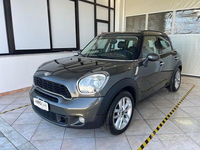 Usata Mini Cooper SD Countryman 142 CV (104 kW) 2014 Grigio SUV