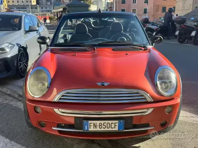 Usata Mini Cooper Cabriolet 116 CV (85 kW) 2004 Arancione Cabrio
