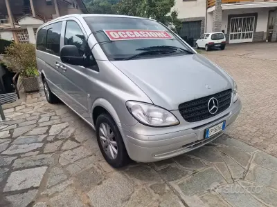 Usata Mercedes Viano 150 CV (110 kW) 2006 Grigio Monovolume