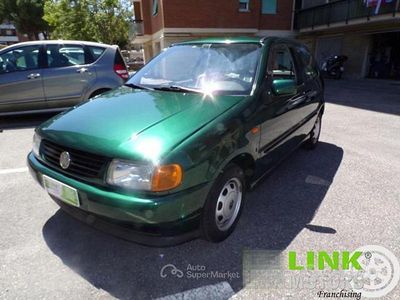 Begagnad VW Polo 50 HK (36 kW) 1998 Grön Halvkombi
