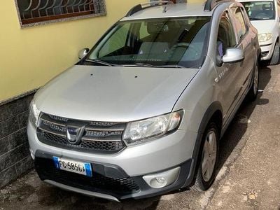 Usata Dacia Sandero 2017 Grigio Berlina