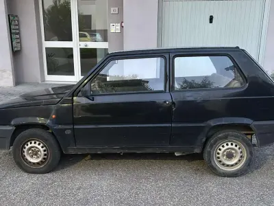 Usata Fiat Panda Young 39 CV (28 kW) 1998 Nero Berlina