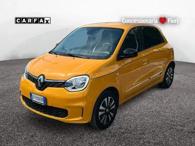 Usata Renault Twingo Techno 60 kW (82 CV) 2023 Giallo Utilitaria