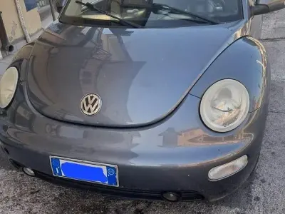 Usata VW New Beetle 2004 Utilitaria
