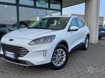 Usata Ford Kuga Titanium 120 CV (88 kW) 2022 Bianco SUV