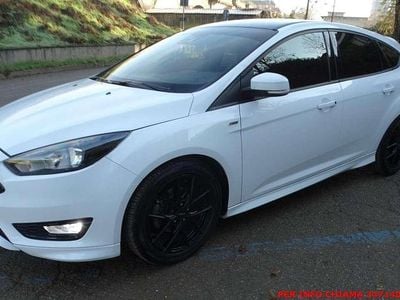Usata Ford Focus ST-Line 125 CV (91 kW) 2017 Bianco Berlina
