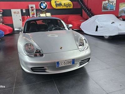 Usata Porsche Boxster 228 CV (167 kW) 2002 Grigio Cabrio