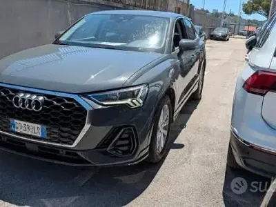 Usata Audi Q3 Business Plus 150 CV (110 kW) 2020 Grigio SUV