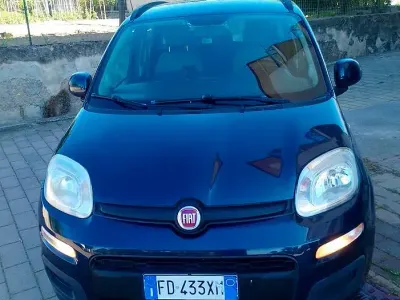 Usata Fiat Panda 69 CV (50 kW) 2016 Blu Utilitaria