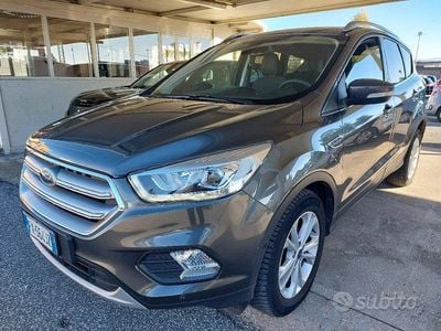Usata Ford Kuga S 120 CV (88 kW) 2019 Antracite SUV