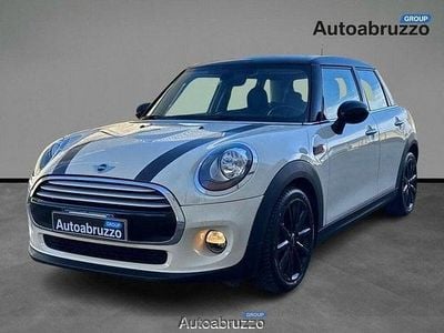 Usata Mini Cooper D Business 116 CV (85 kW) 2015 Bianco Utilitaria