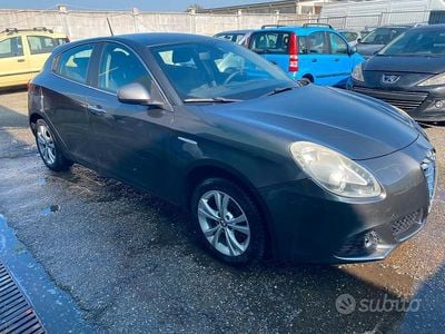 Usata Alfa Romeo Giulietta Turismo 170 CV (125 kW) 2010 Grigio Utilitaria