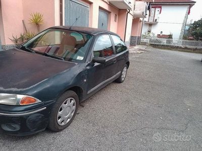 Usata Rover 200 60 CV (44 kW) 1999 Nero Berlina
