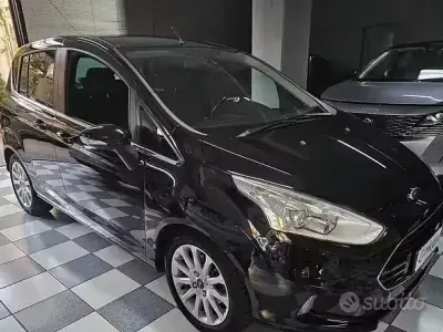 Usata Ford B-MAX 95 CV (69 kW) 2013 Nero Monovolume