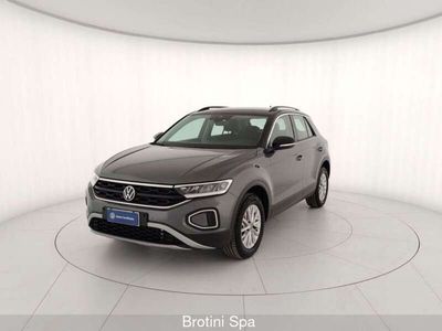 Usata VW T-Roc Style 150 CV (110 kW) 2023 Grigio SUV