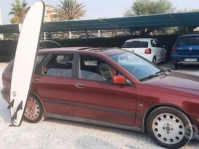 Usata Volvo V40 200 CV (147 kW) 1998 Rosso Station wagon