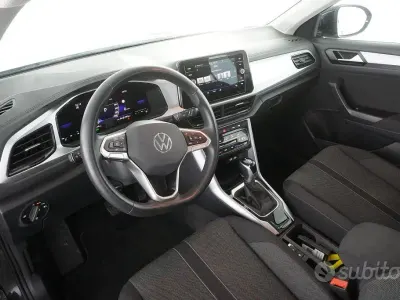 Usata VW T-Roc Life 150 CV (110 kW) 2025 Nero SUV