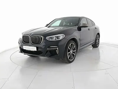 Usata BMW X4 326 CV (239 kW) 2021 Carbon black SUV