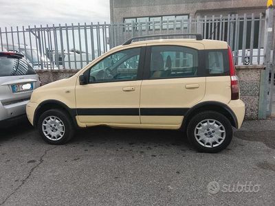 Usata Fiat Panda 4x4 2005 Giallo Utilitaria